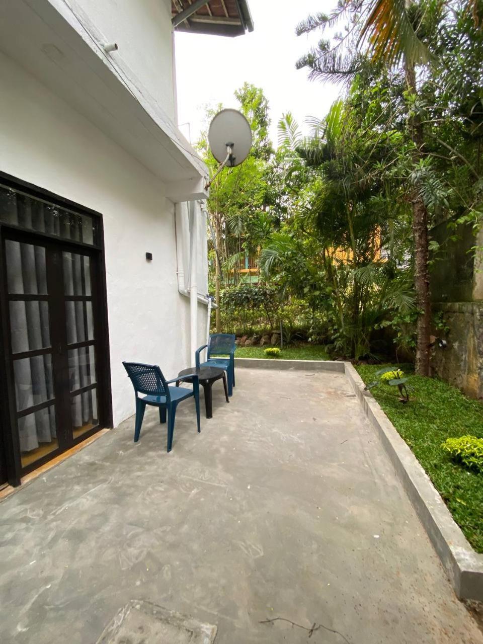 Pearl Villa Rooms And Hostel Унаватуна Екстериор снимка