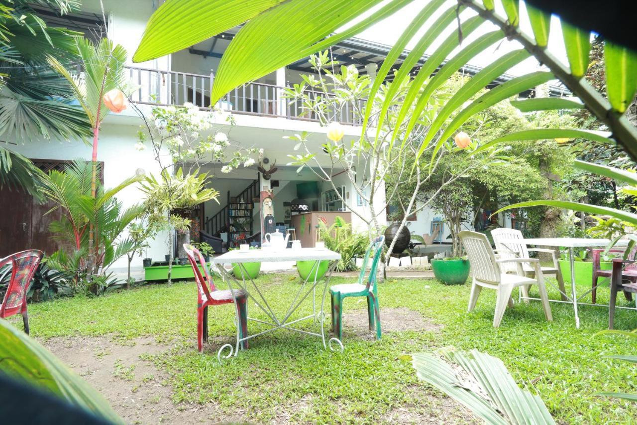 Pearl Villa Rooms And Hostel Унаватуна Екстериор снимка